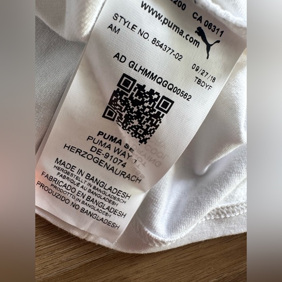 NEW Puma Cropped White Ringer Logo Tee S - Picture 10 of 12